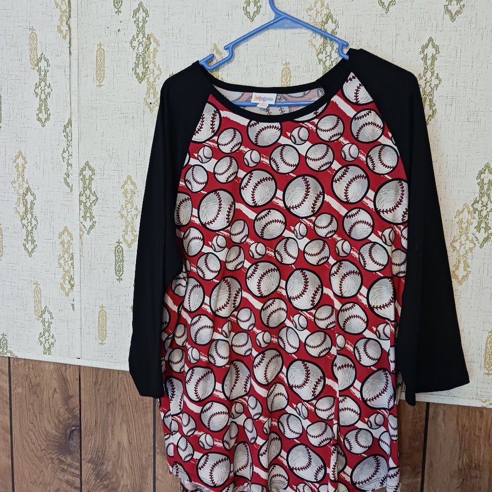 LuLaRoe Baseball Randy T- shirt size 3XL